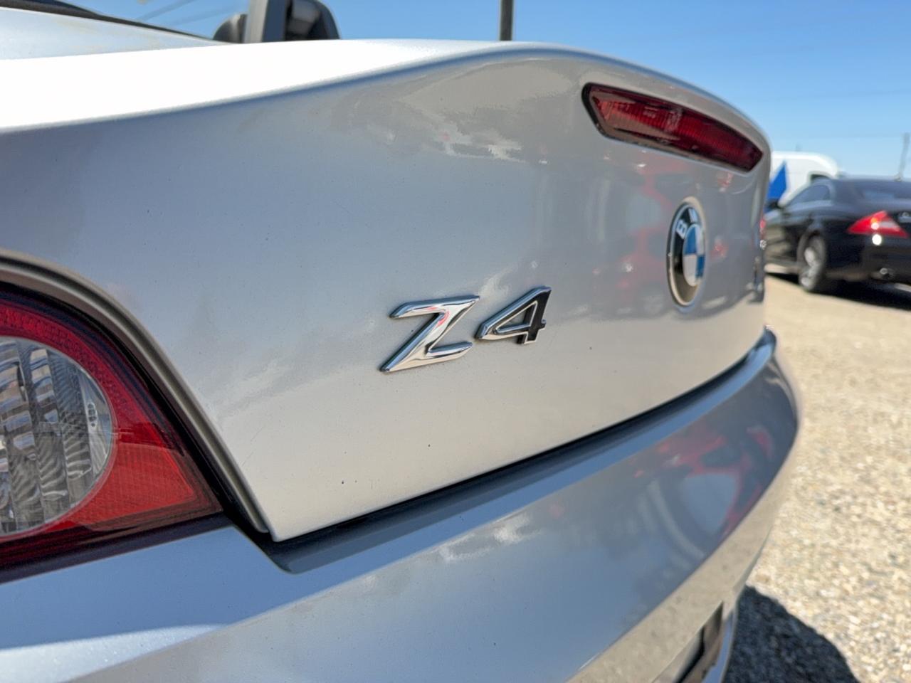 2005 BMW Z4 2.5i Photo