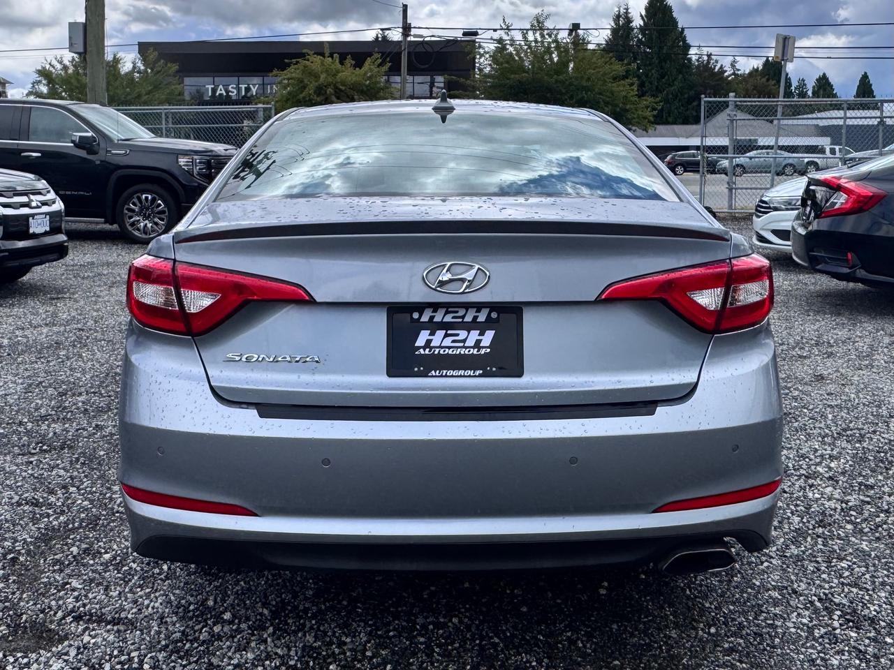 2017 Hyundai Sonata FINANCING AVAILABLE Photo6