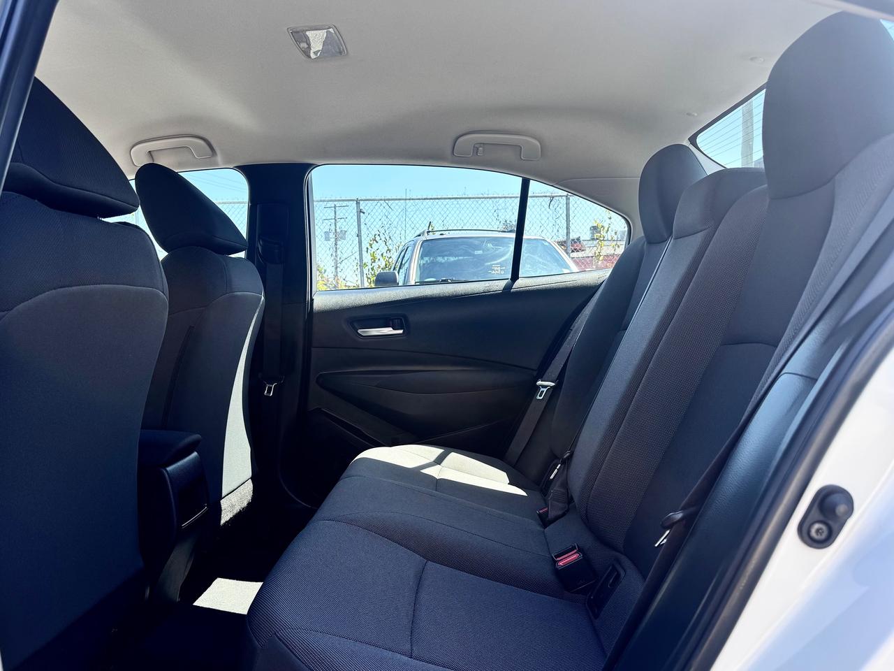 2021 Toyota Corolla FINANCING AVAILABLE Photo14