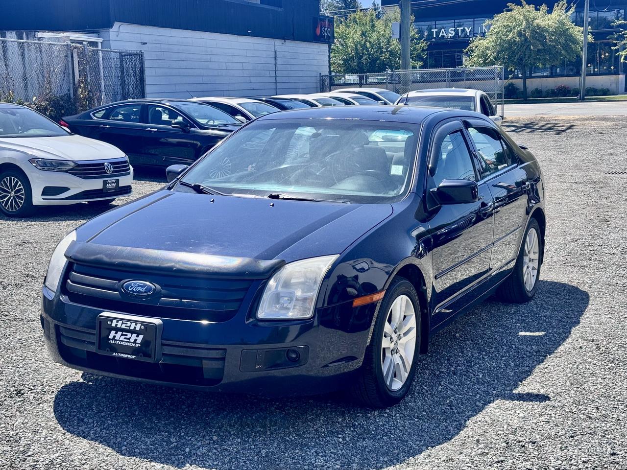 2009 Ford Fusion FINANCING AVAILABLE Photo1
