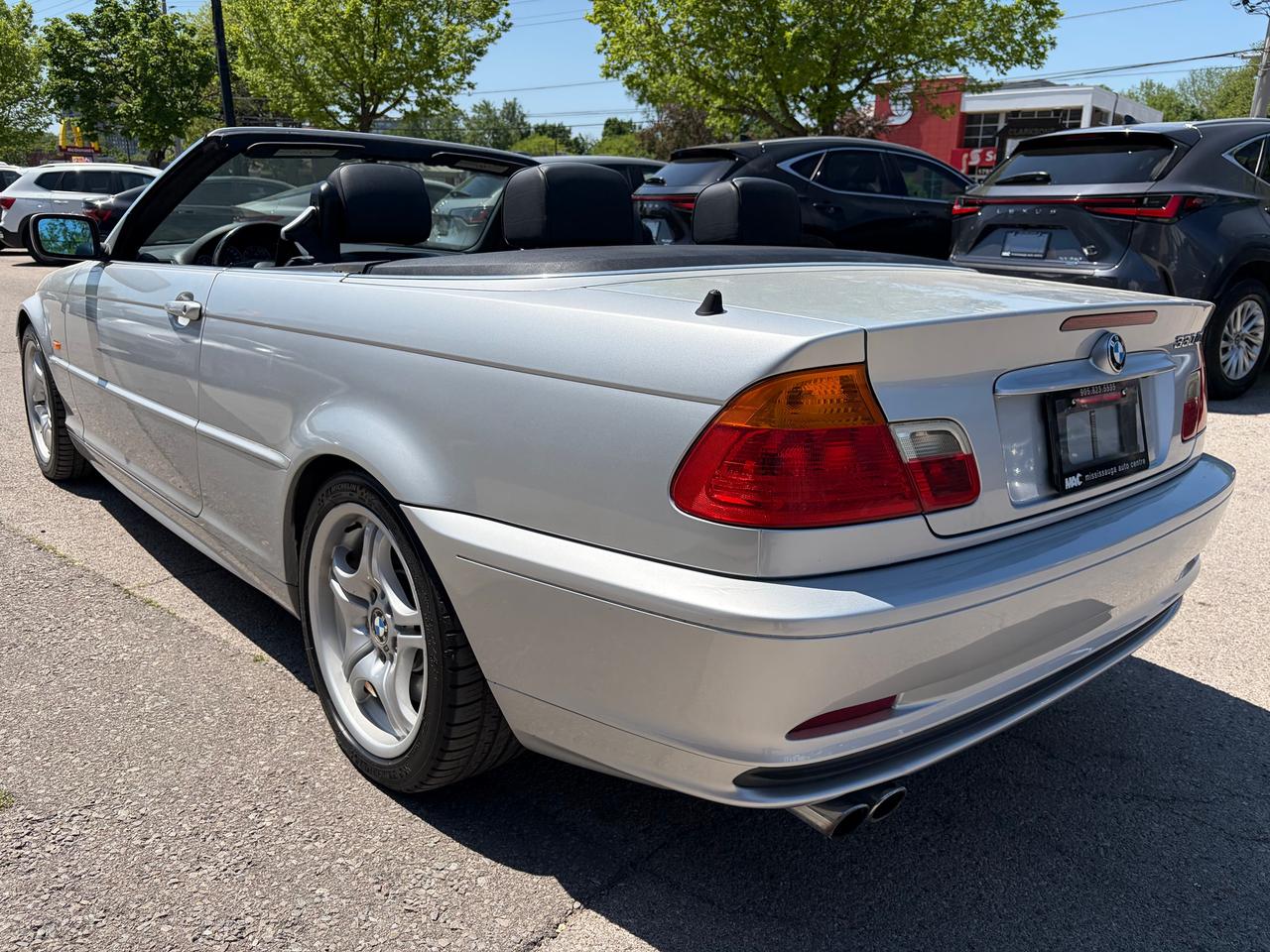 2001 BMW 3 Series 330CI Photo