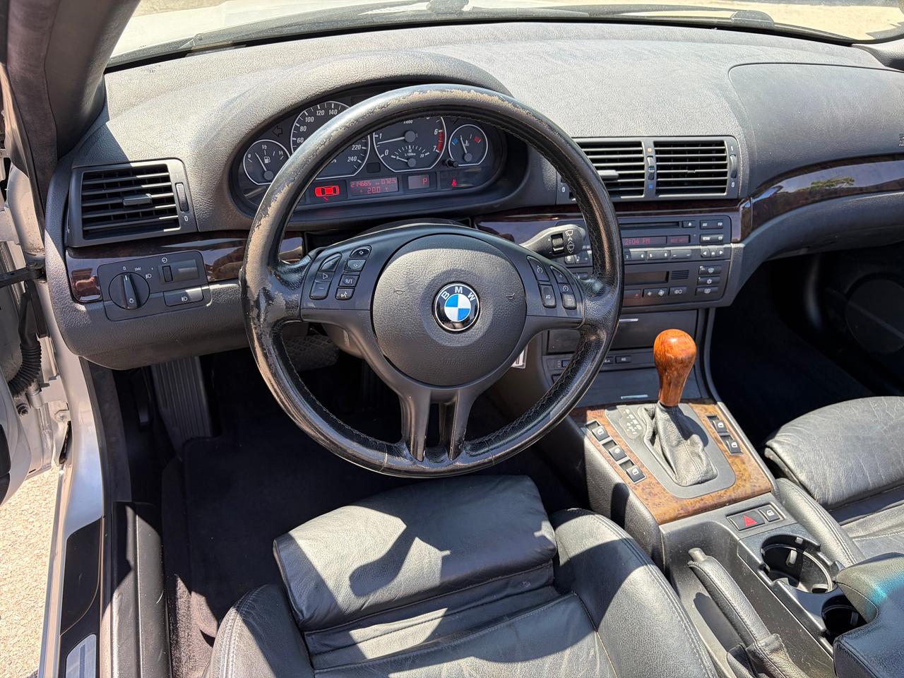 2001 BMW 3 Series 330CI Photo