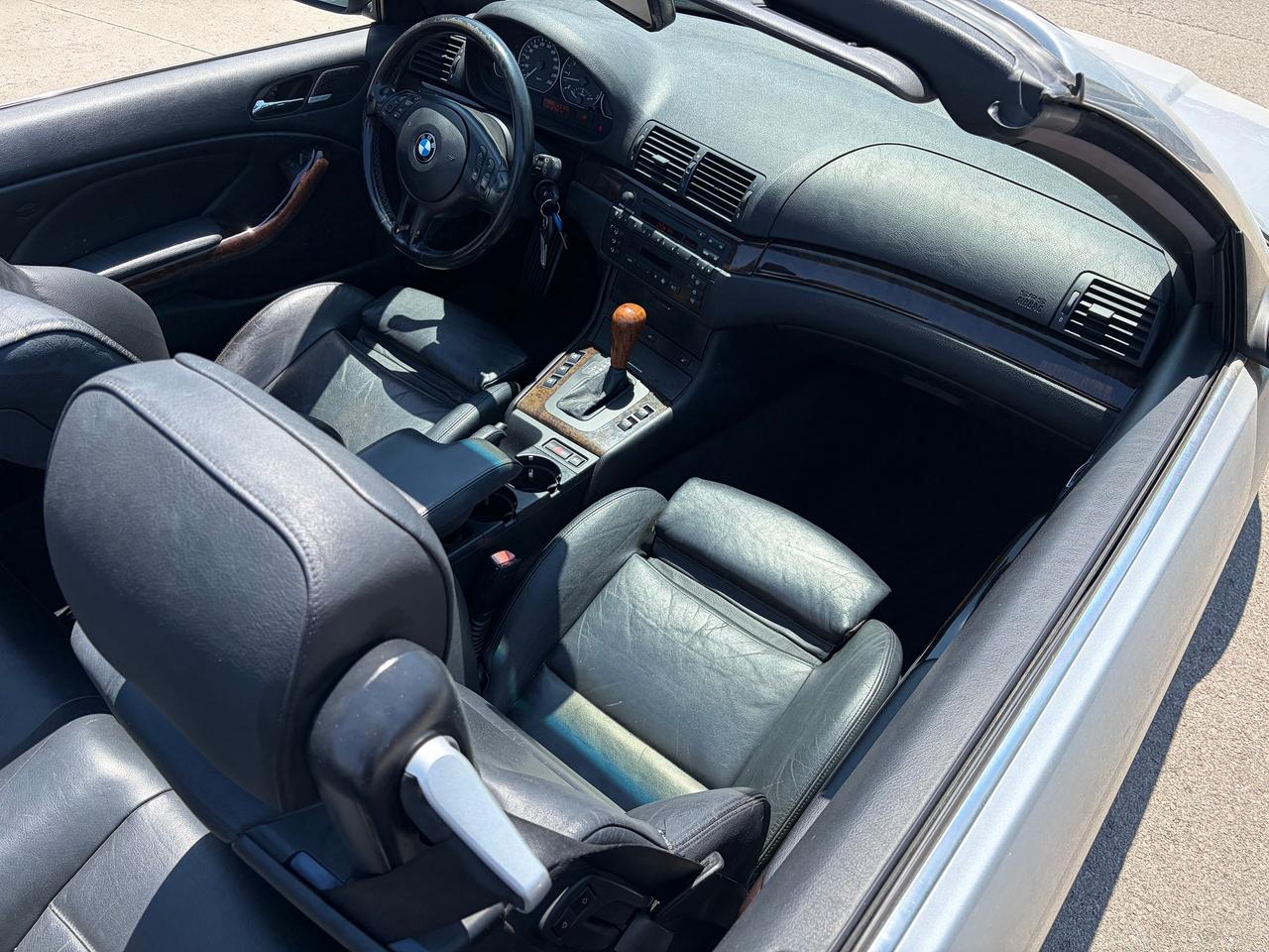 2001 BMW 3 Series 330CI Photo