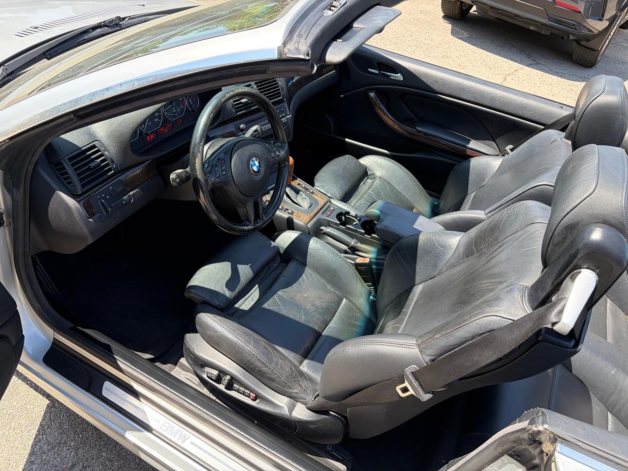 2001 BMW 3 Series 330CI Photo