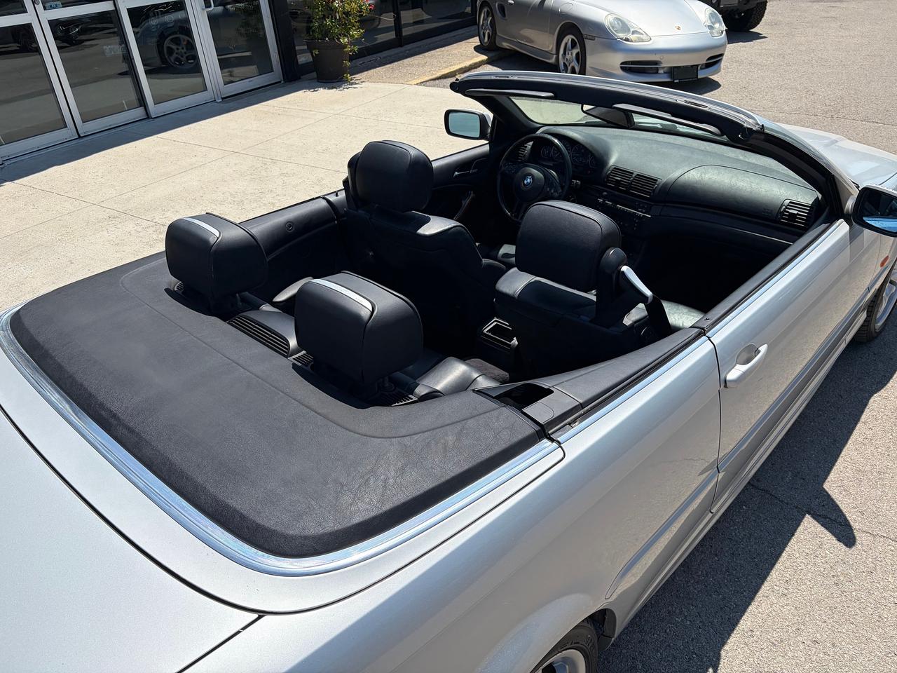 2001 BMW 3 Series 330CI Photo