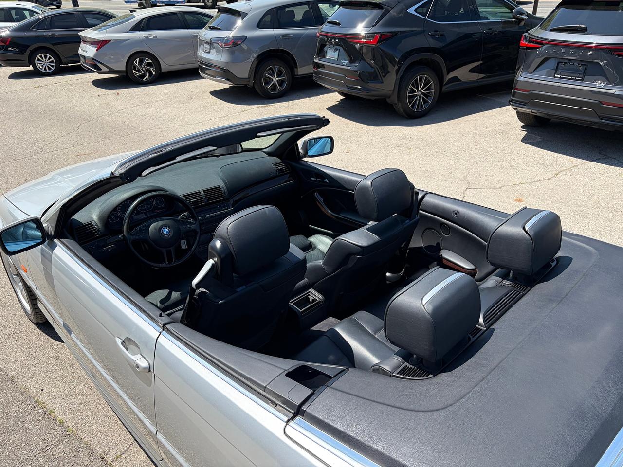 2001 BMW 3 Series 330CI Photo