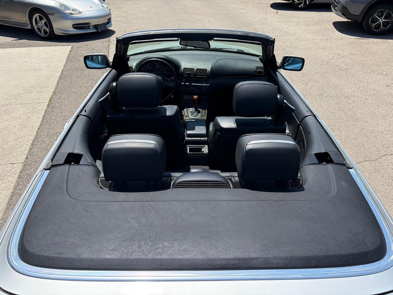 2001 BMW 3 Series 330CI Photo