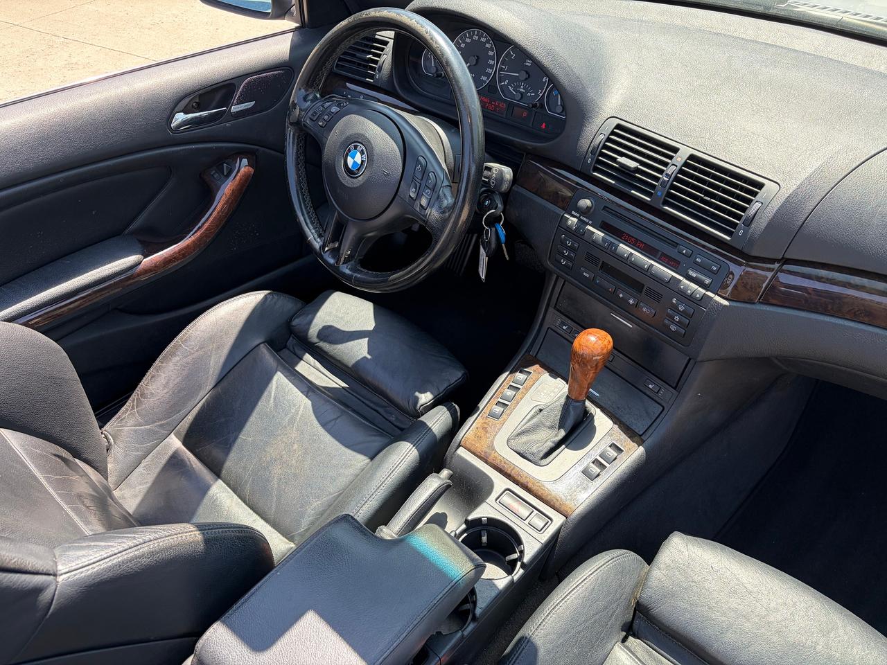 2001 BMW 3 Series 330CI Photo
