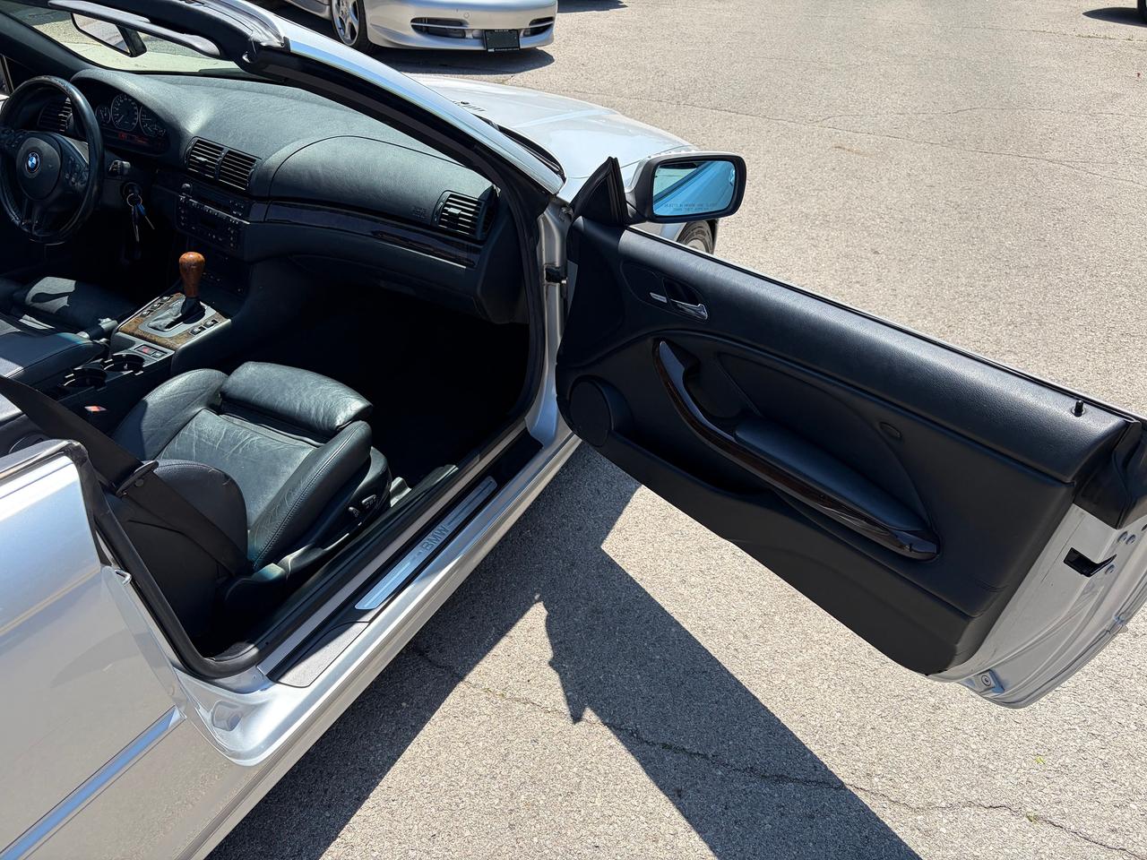 2001 BMW 3 Series 330CI Photo