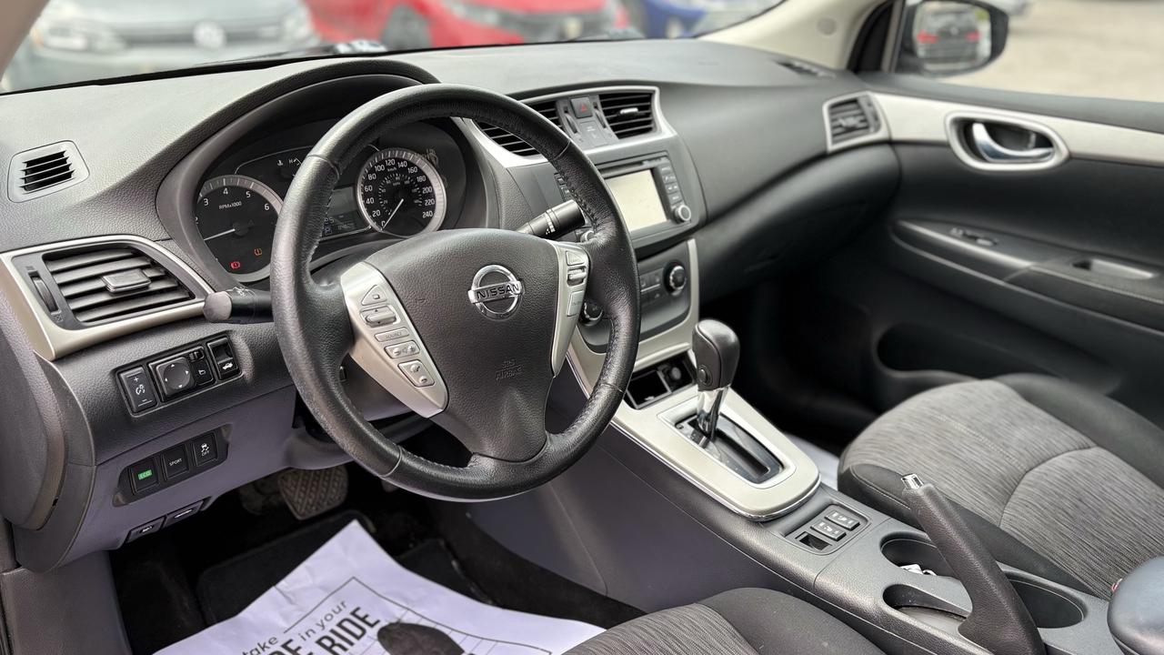2015 Nissan Sentra SV Photo
