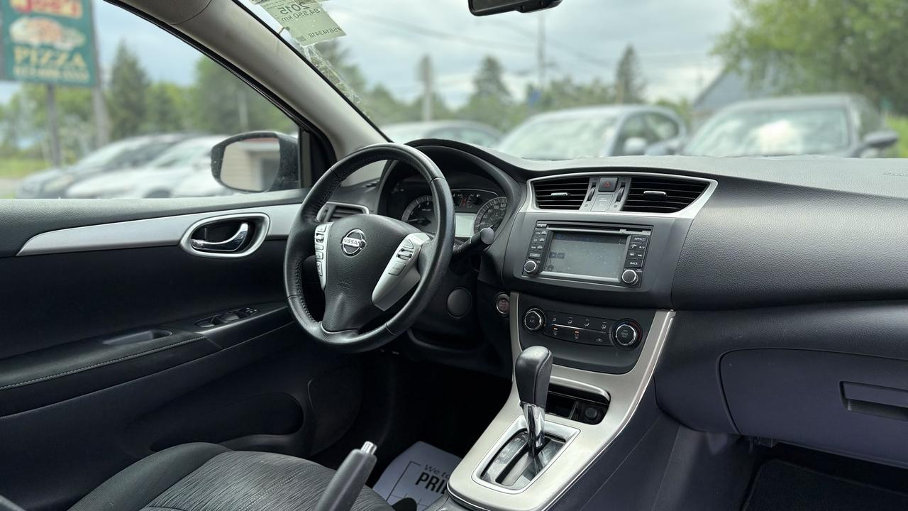 2015 Nissan Sentra SV Photo