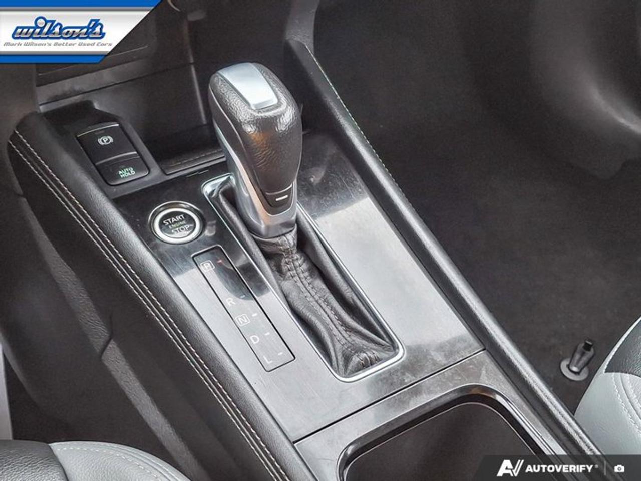 2021 Nissan Kicks SR | Leather | Heated Seats | Remote Start | Bose Audio | CarPlay + Android | Keyless Entry & More ! Photo