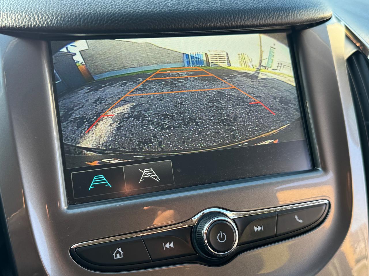 2018 Chevrolet Cruze LT+LOW KMS+Service Records+CLEAN CARFAX Photo