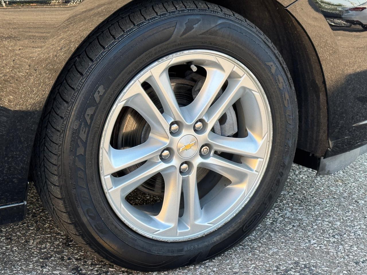 2018 Chevrolet Cruze LT+LOW KMS+Service Records+CLEAN CARFAX Photo