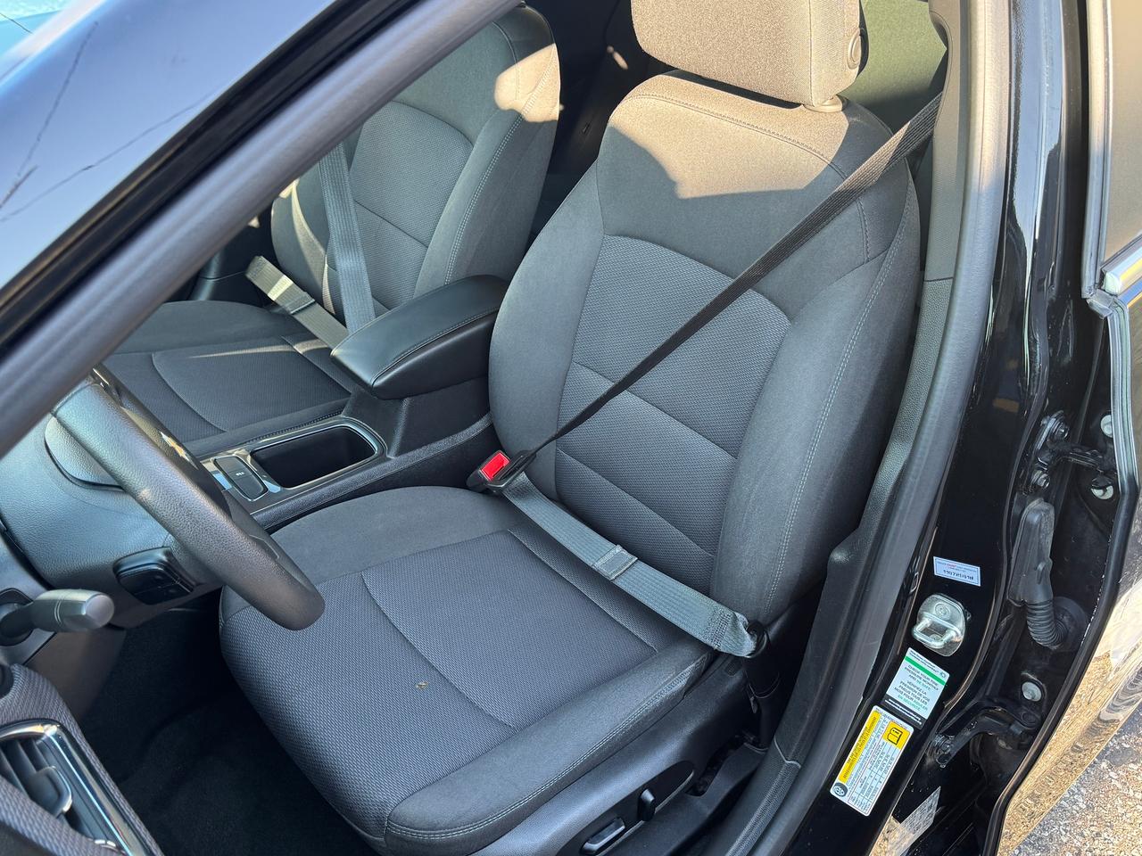 2018 Chevrolet Cruze LT+LOW KMS+Service Records+CLEAN CARFAX Photo