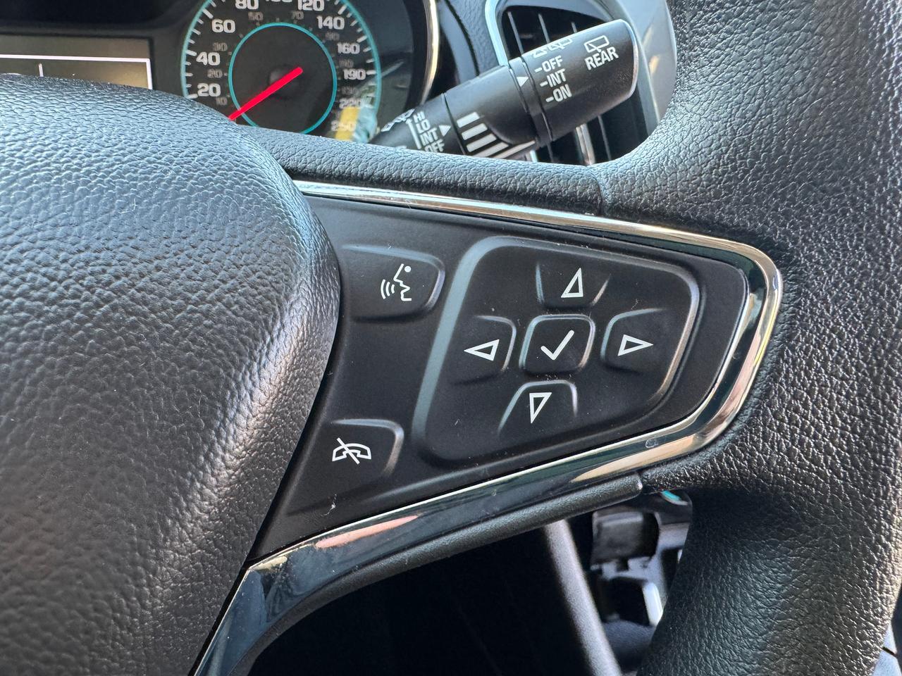 2018 Chevrolet Cruze LT+LOW KMS+Service Records+CLEAN CARFAX Photo
