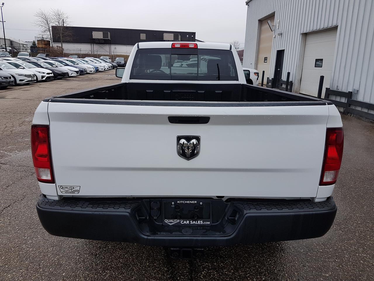2020 RAM 1500 Classic Regular Cab 8' Long Box 4x4 Photo4