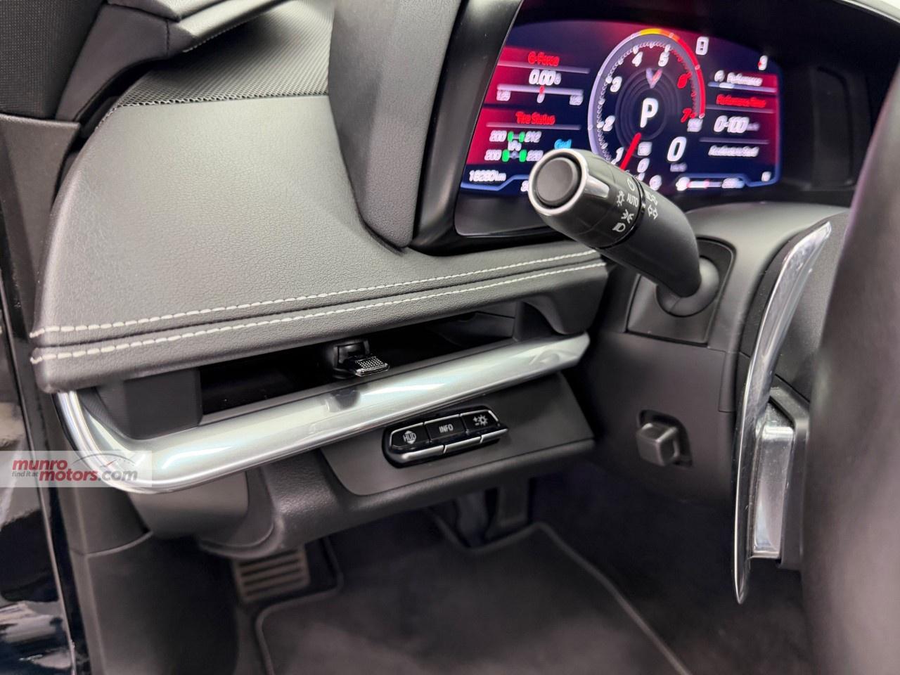2020 Chevrolet Corvette StingRay Coupe 2LT Photo