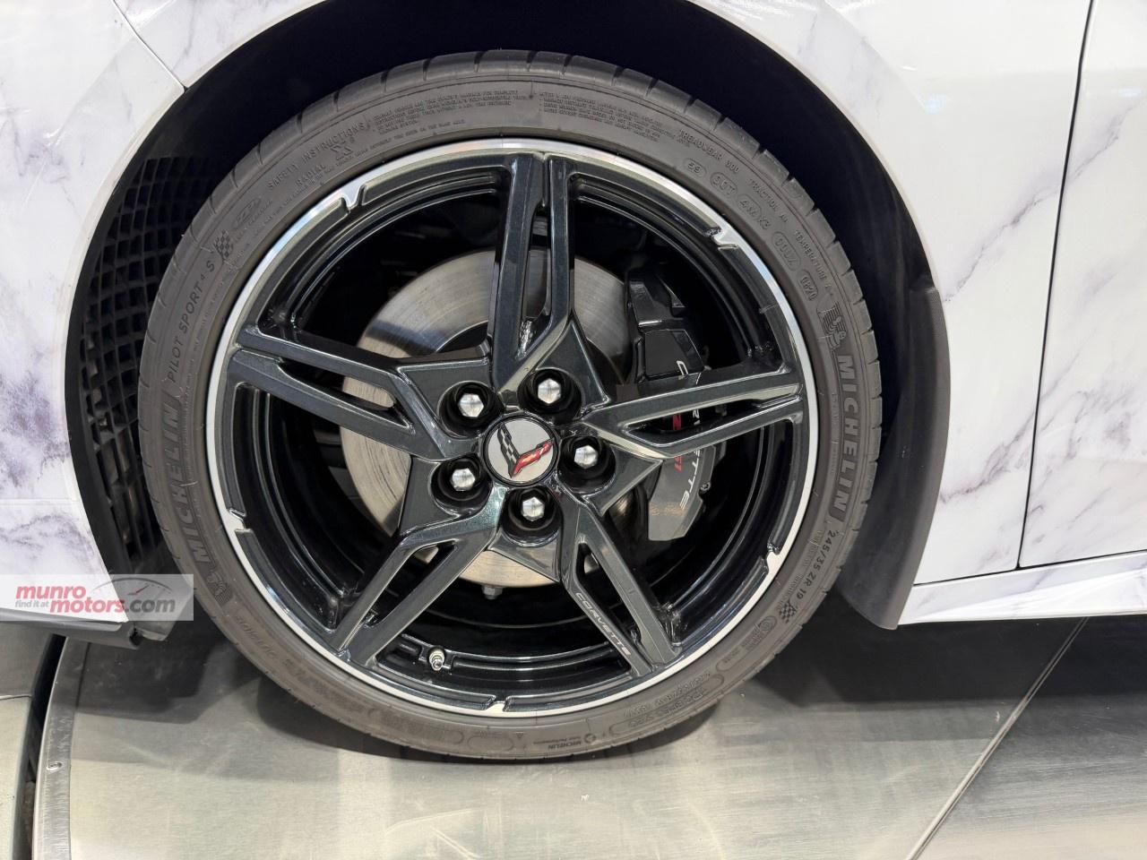 2020 Chevrolet Corvette StingRay Coupe 2LT Photo