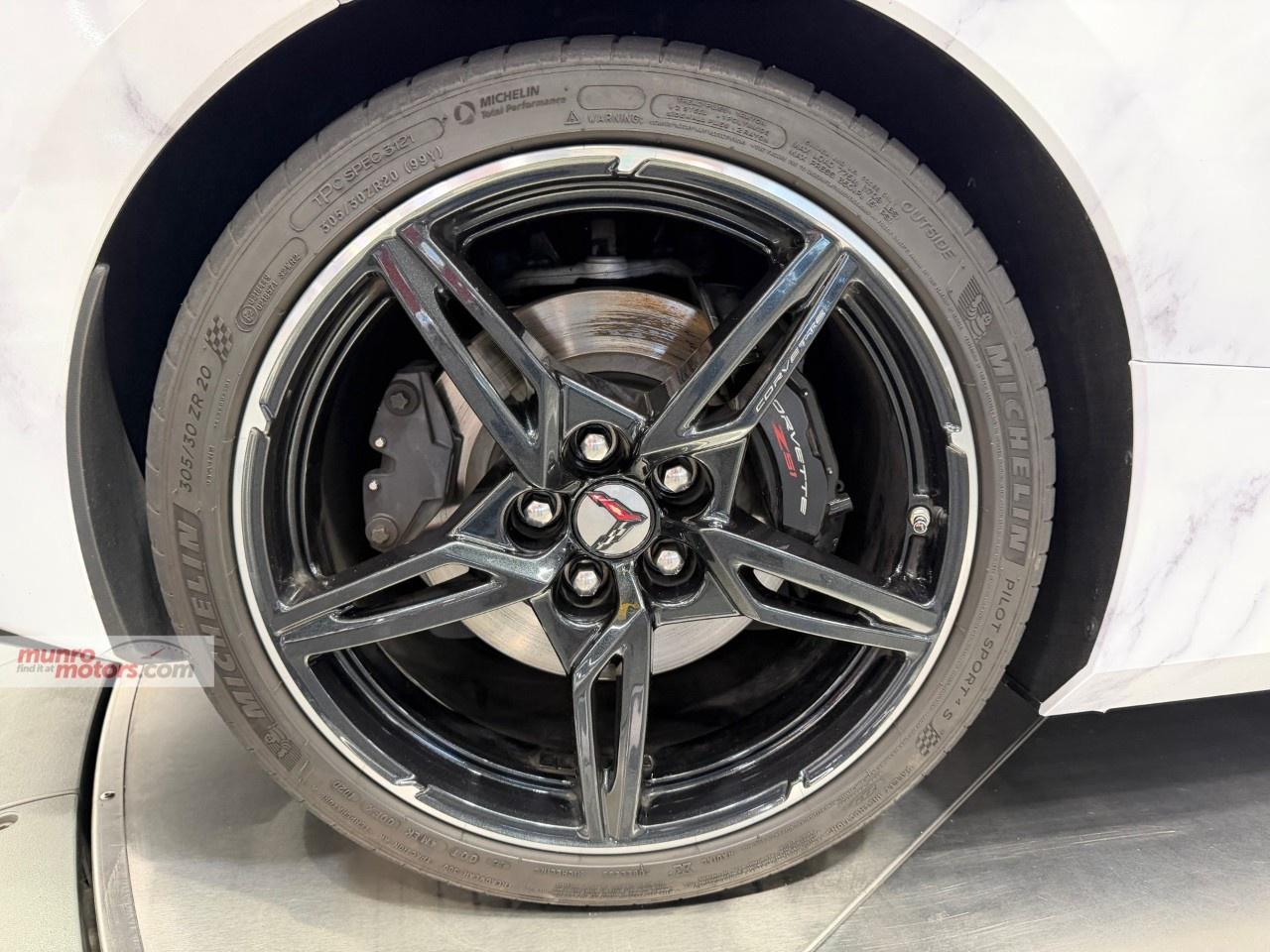 2020 Chevrolet Corvette StingRay Coupe 2LT Photo
