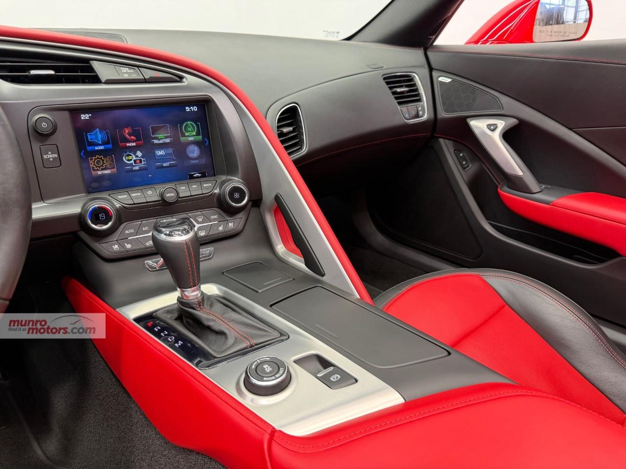 2019 Chevrolet Corvette Stingray Coupe Z51 2LT Photo
