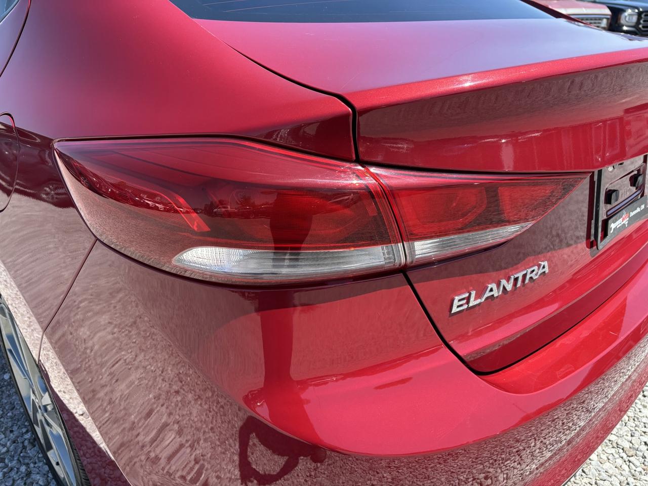 2017 Hyundai Elantra Limited ~ONTARIO CAR~ Photo