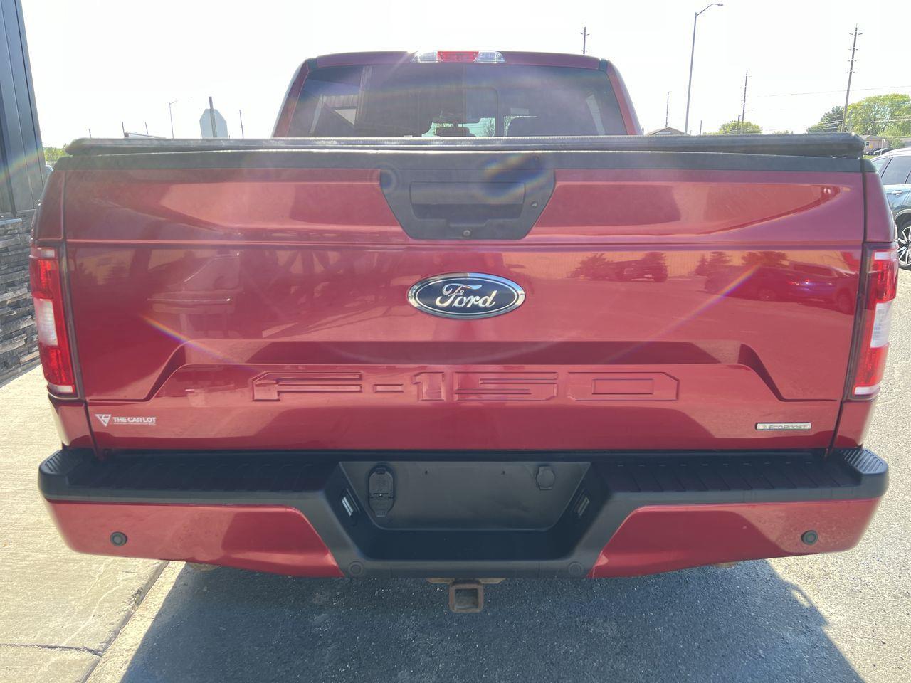 2020 Ford F-150 XLT 4X4, BACK UP CAMERA, HEATED SEATS, POWER DRIVER SEATS!! Photo