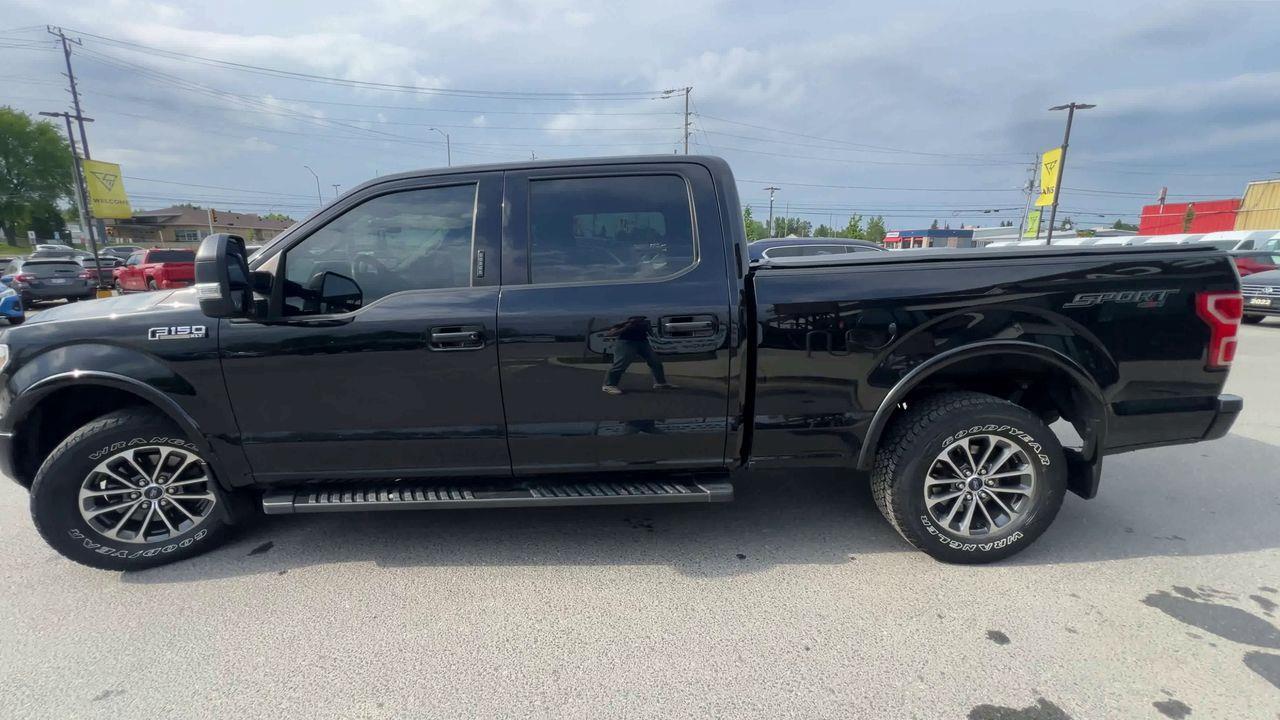 2020 Ford F-150 XLT 4X4, SIRIUS XM, BACK UP CAM, POWER SEATS, NAV, HEATED SEATS!! Photo