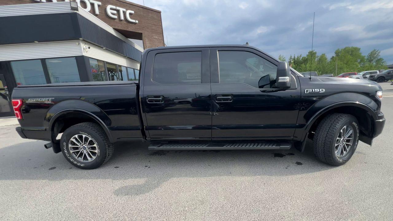 2020 Ford F-150 XLT 4X4, SIRIUS XM, BACK UP CAM, POWER SEATS, NAV, HEATED SEATS!! Photo