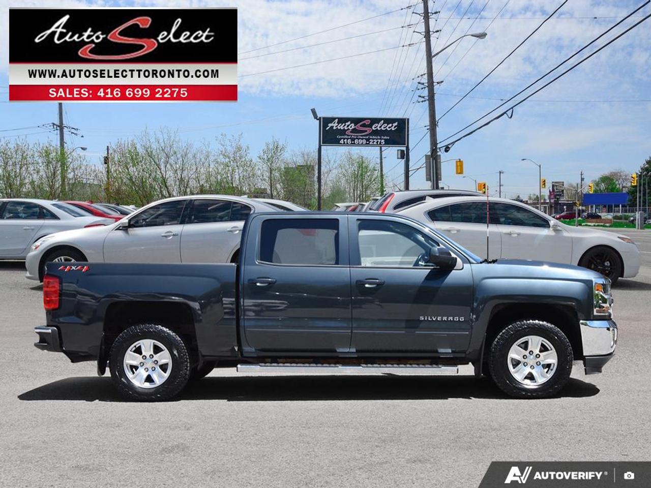 2018 Chevrolet Silverado 1500 LT **5.3L V8** 4x4 - Leather - Clean Carfax Photo2