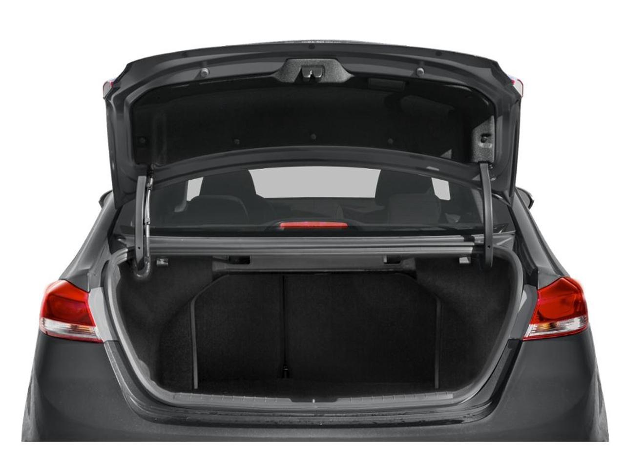 2017 Hyundai Elantra GLS Photo