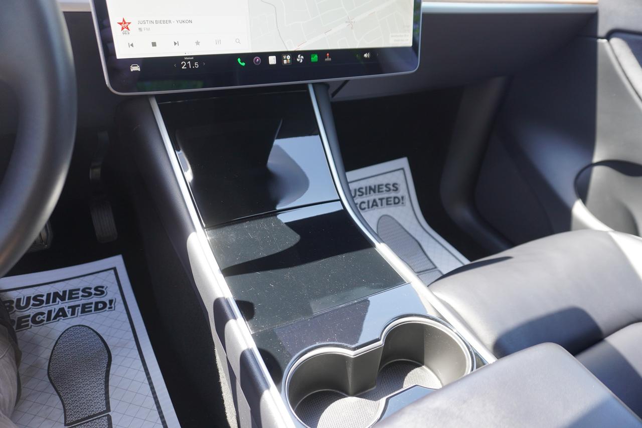 2020 Tesla Model Y LONG RANGE / FULL FSD / CLEAN CARFAX Photo