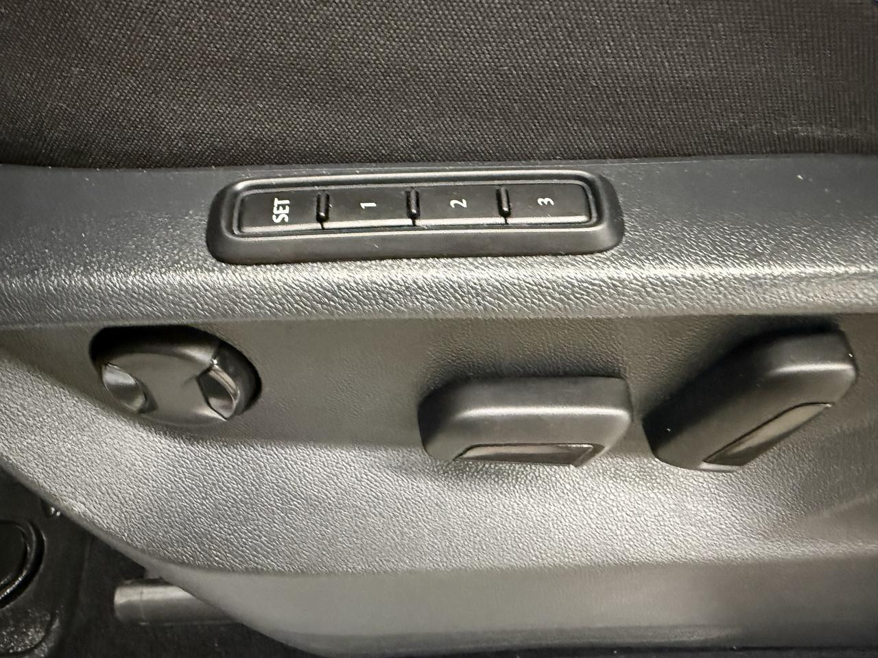 2021 Volkswagen Tiguan Highline Photo