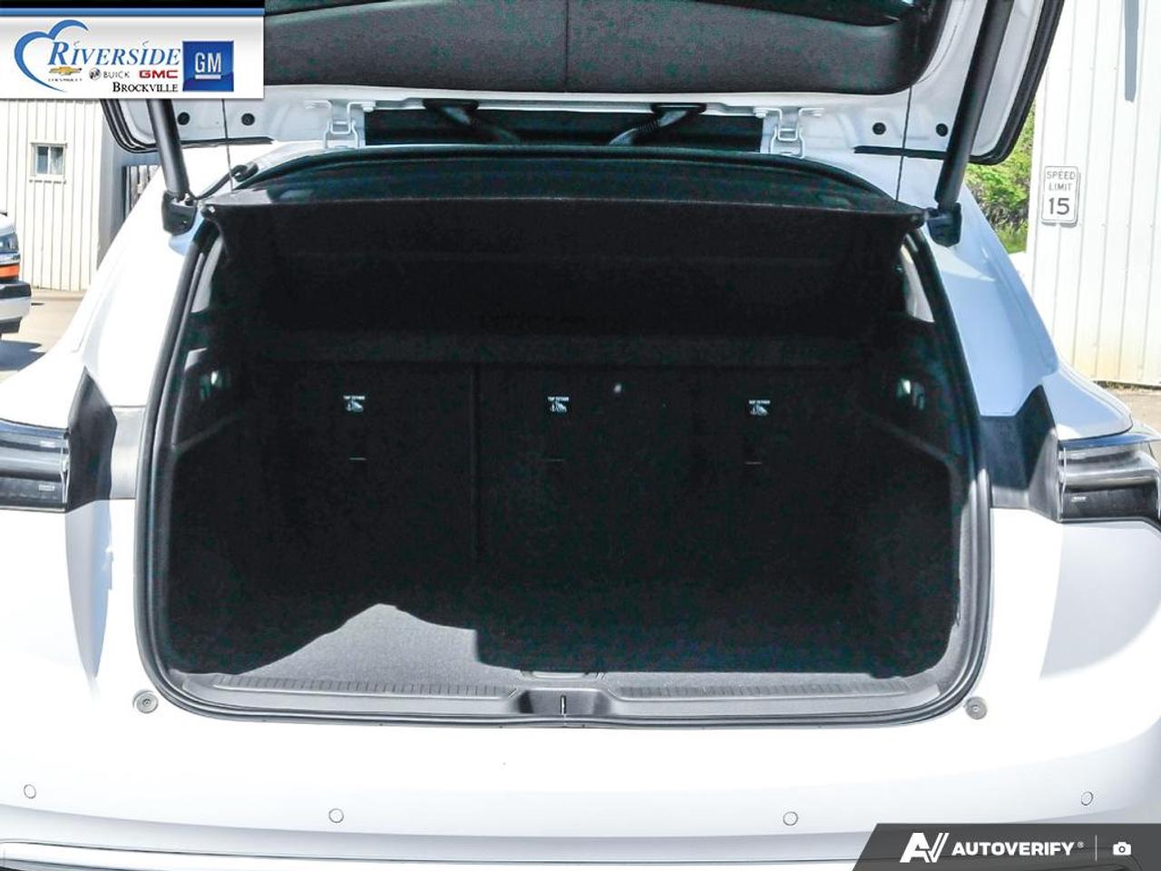 2022 Buick Envision Avenir Photo