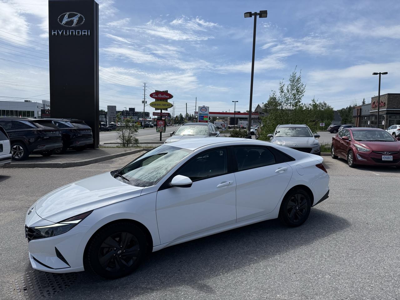 2023 Hyundai Elantra Preferred
