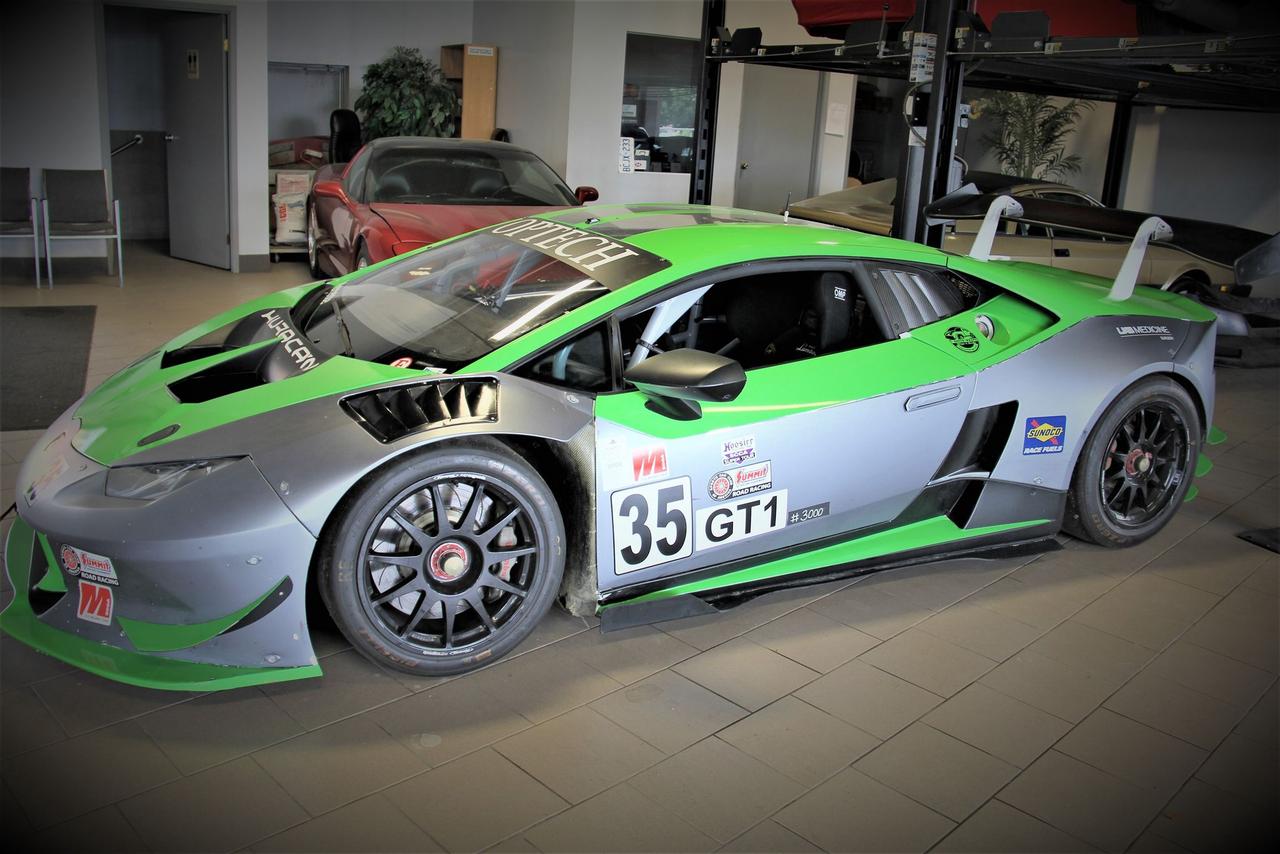 2015 Lamborghini Huracan SUPER TROFEO LP-620-2 FACTORY RACE CAR Photo
