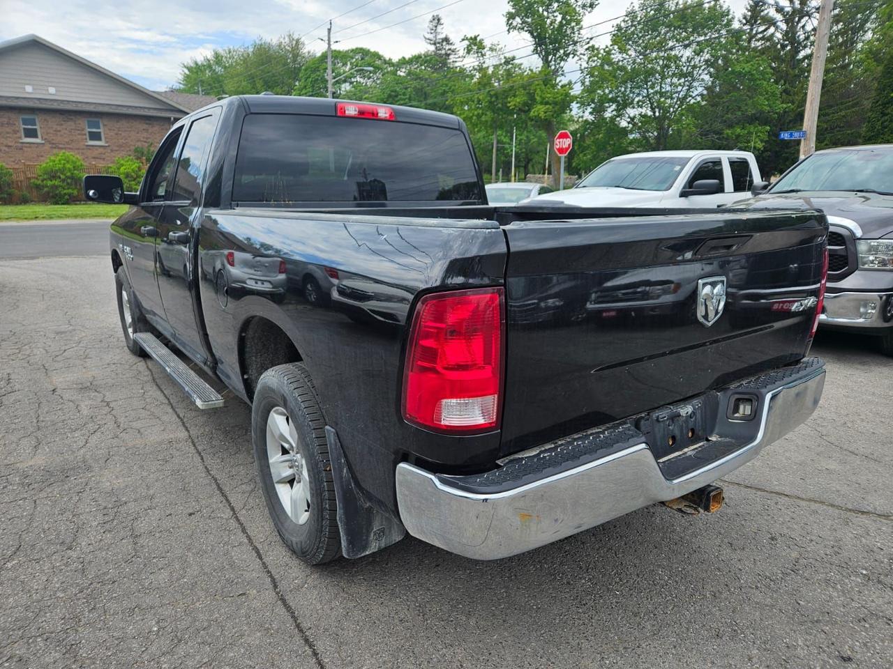 2017 RAM 1500 4WD QUAD CAB 140.5" ST Photo