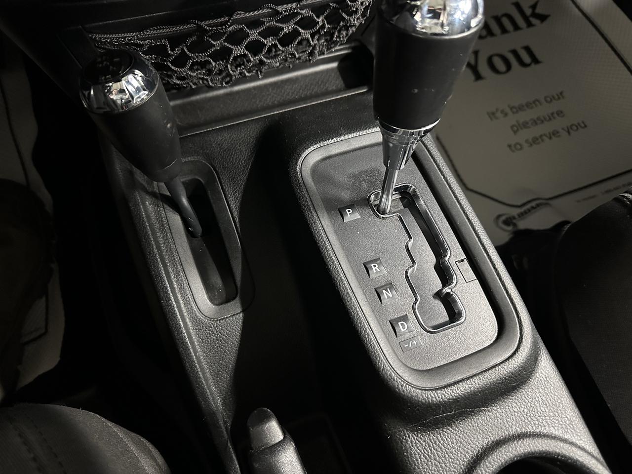 2018 Jeep Wrangler SPORT Photo6