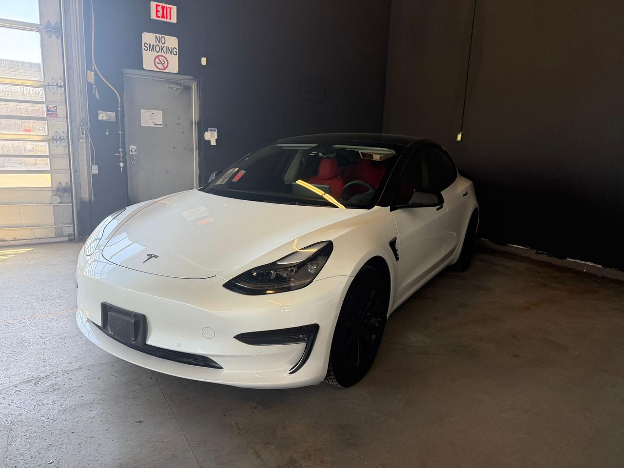 2022 Tesla Model 3 Long Range| CLEAN CARFAX| AWD| Photo