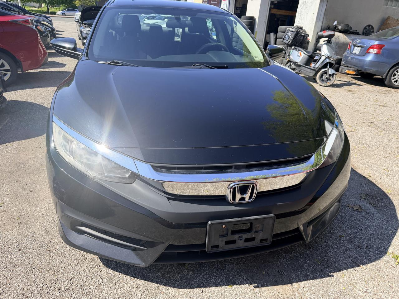 2017 Honda Civic LX Photo0