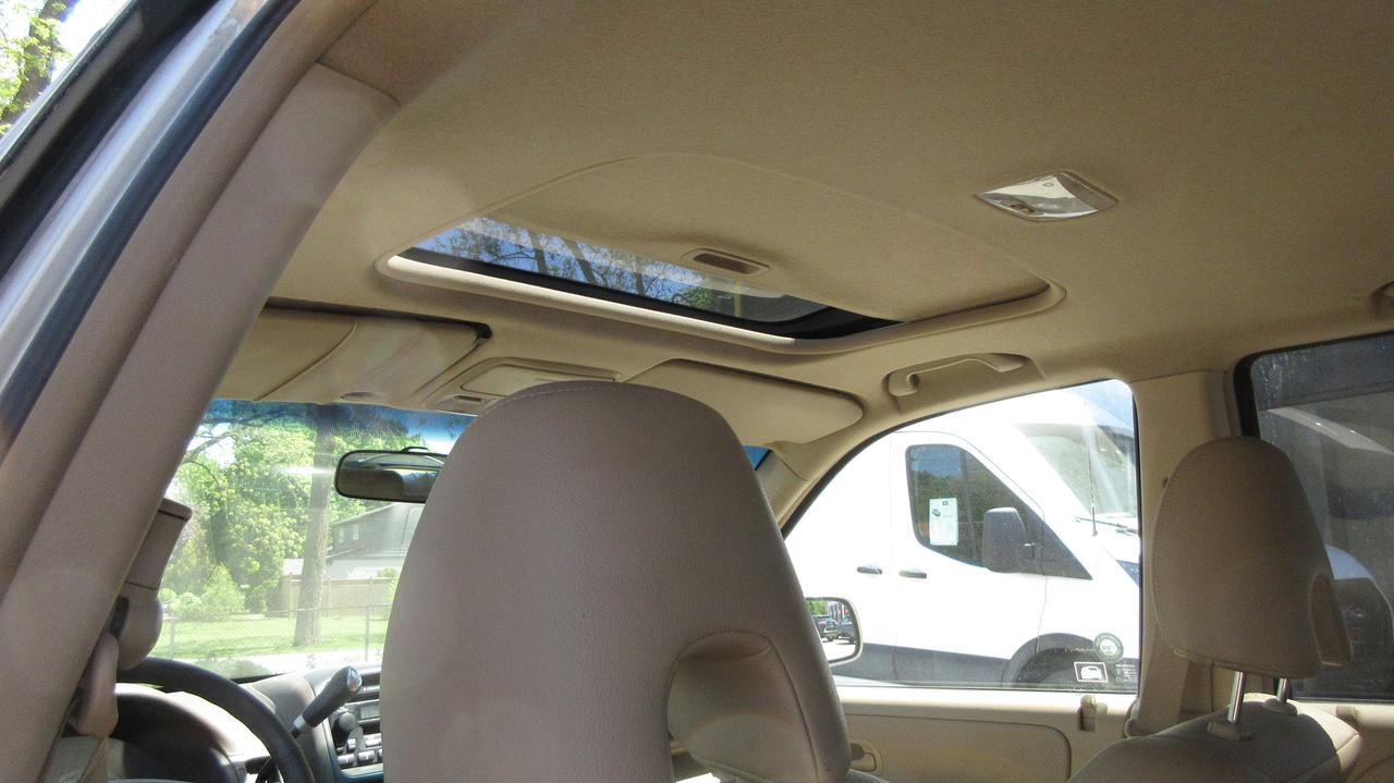 2005 Honda CR-V EX-L Photo