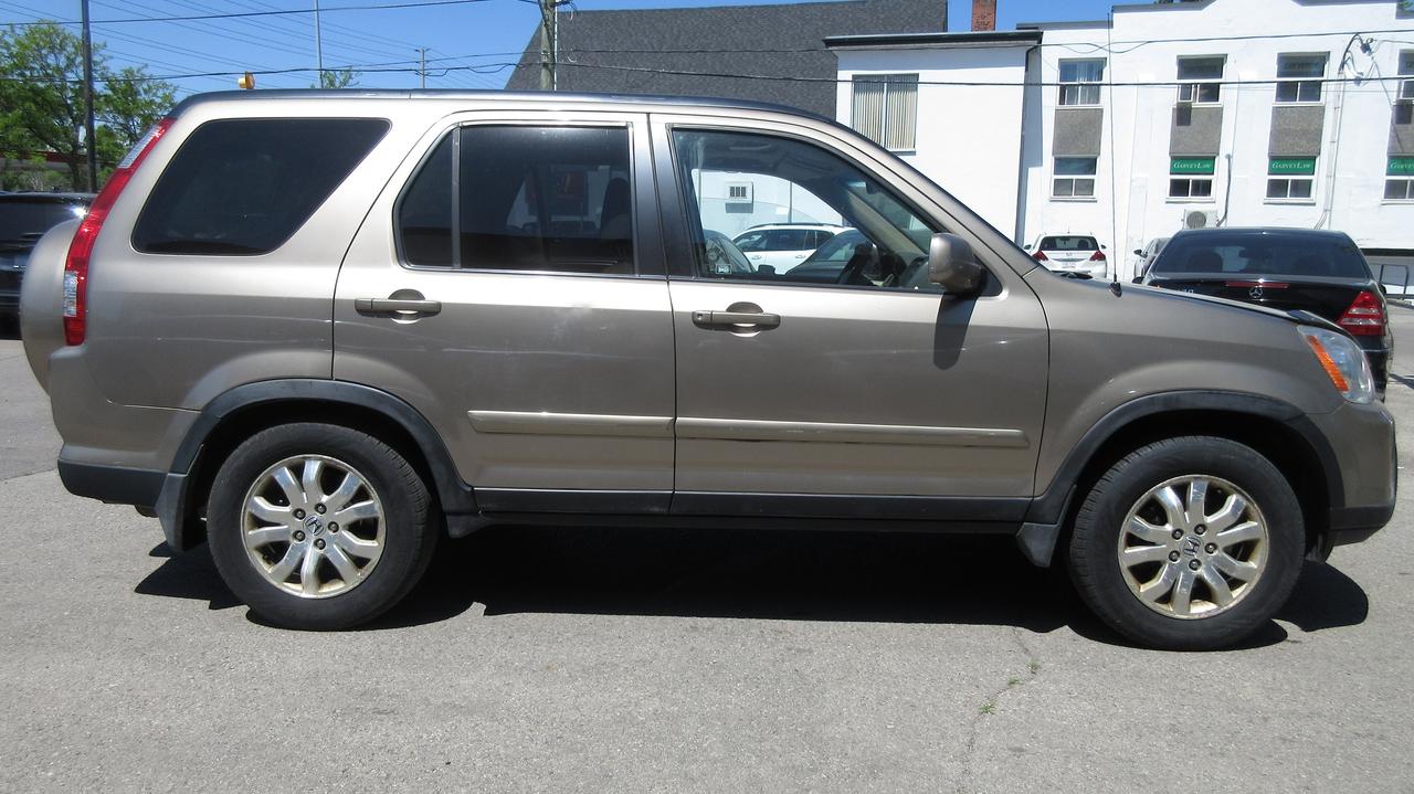 2005 Honda CR-V EX-L Photo