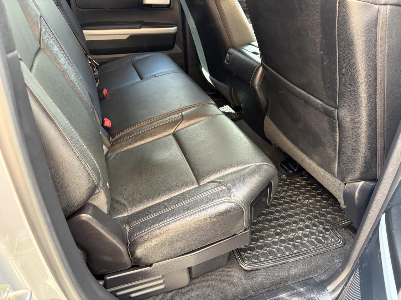 2017 Toyota Tundra Limited  Photo3