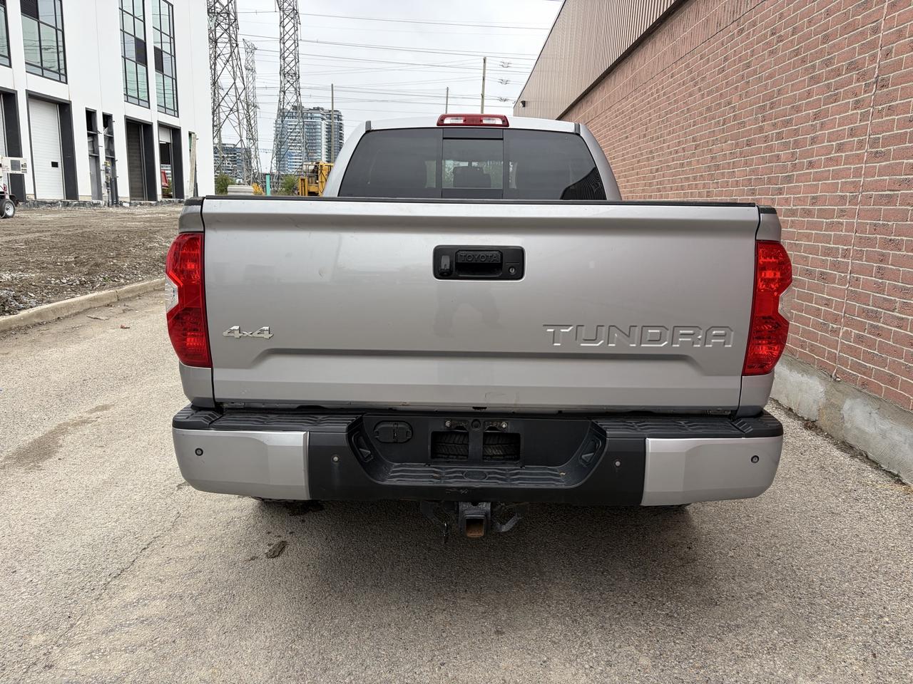 2017 Toyota Tundra Limited  Photo