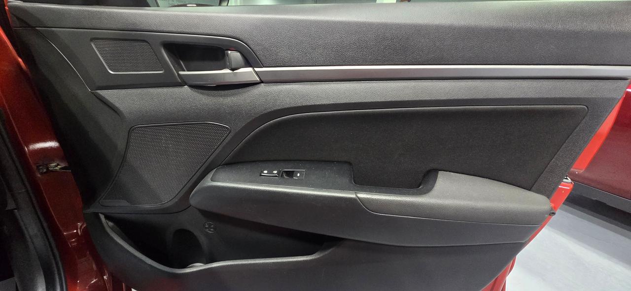 2018 Hyundai Elantra GL AUTO Photo