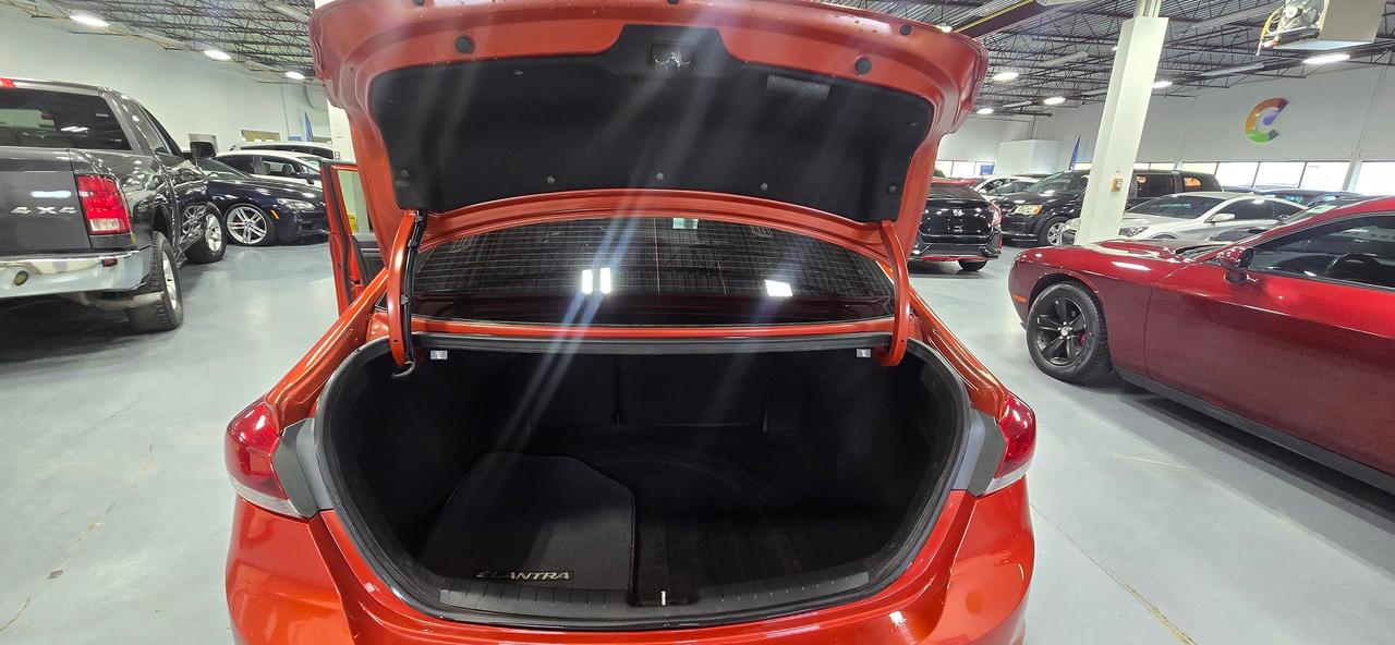 2018 Hyundai Elantra GL AUTO Photo