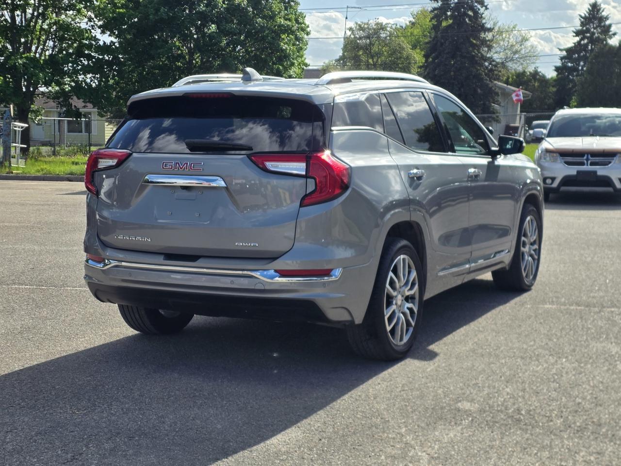 2024 GMC Terrain DENALI AWD Photo