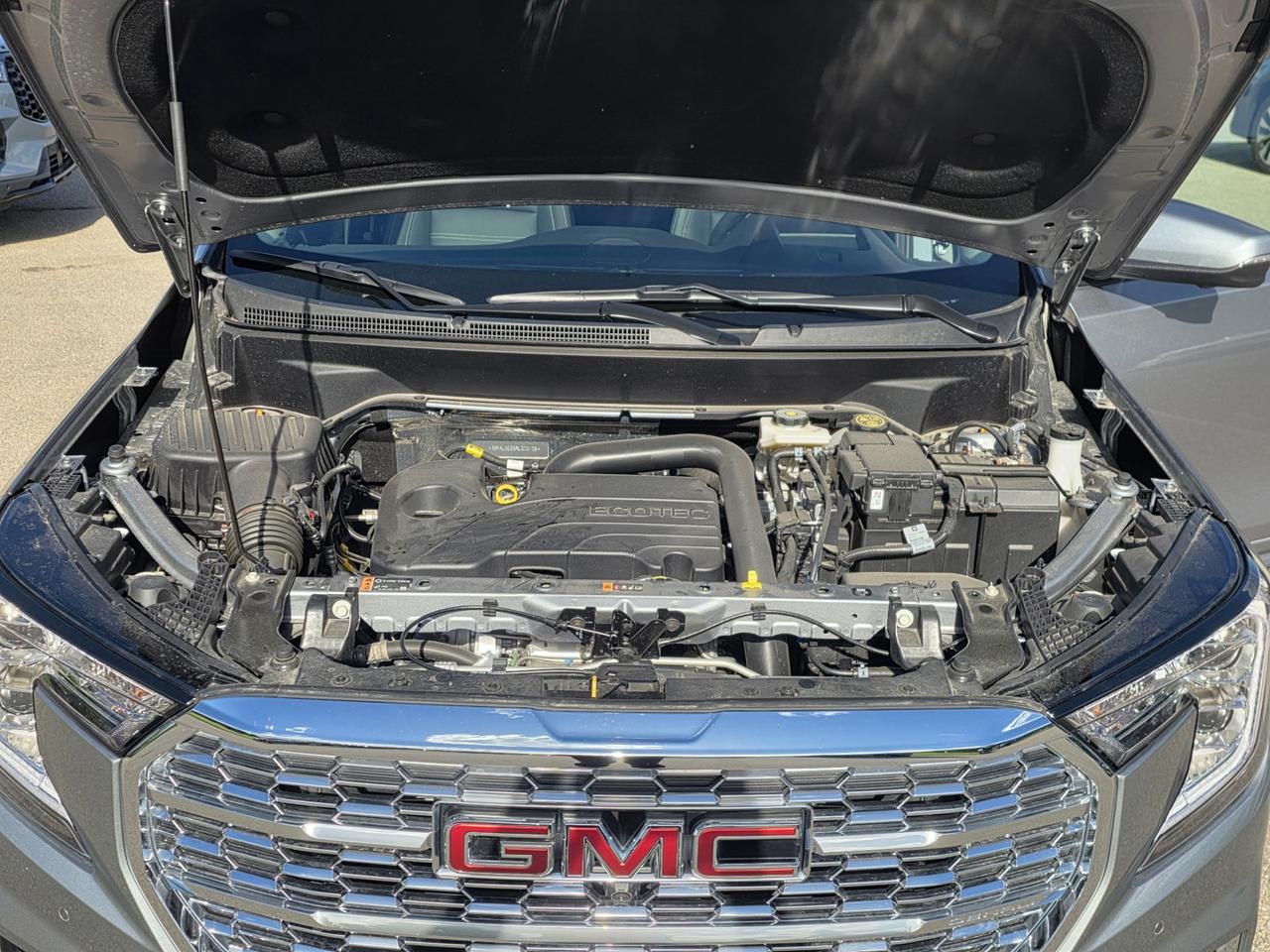 2024 GMC Terrain DENALI AWD Photo