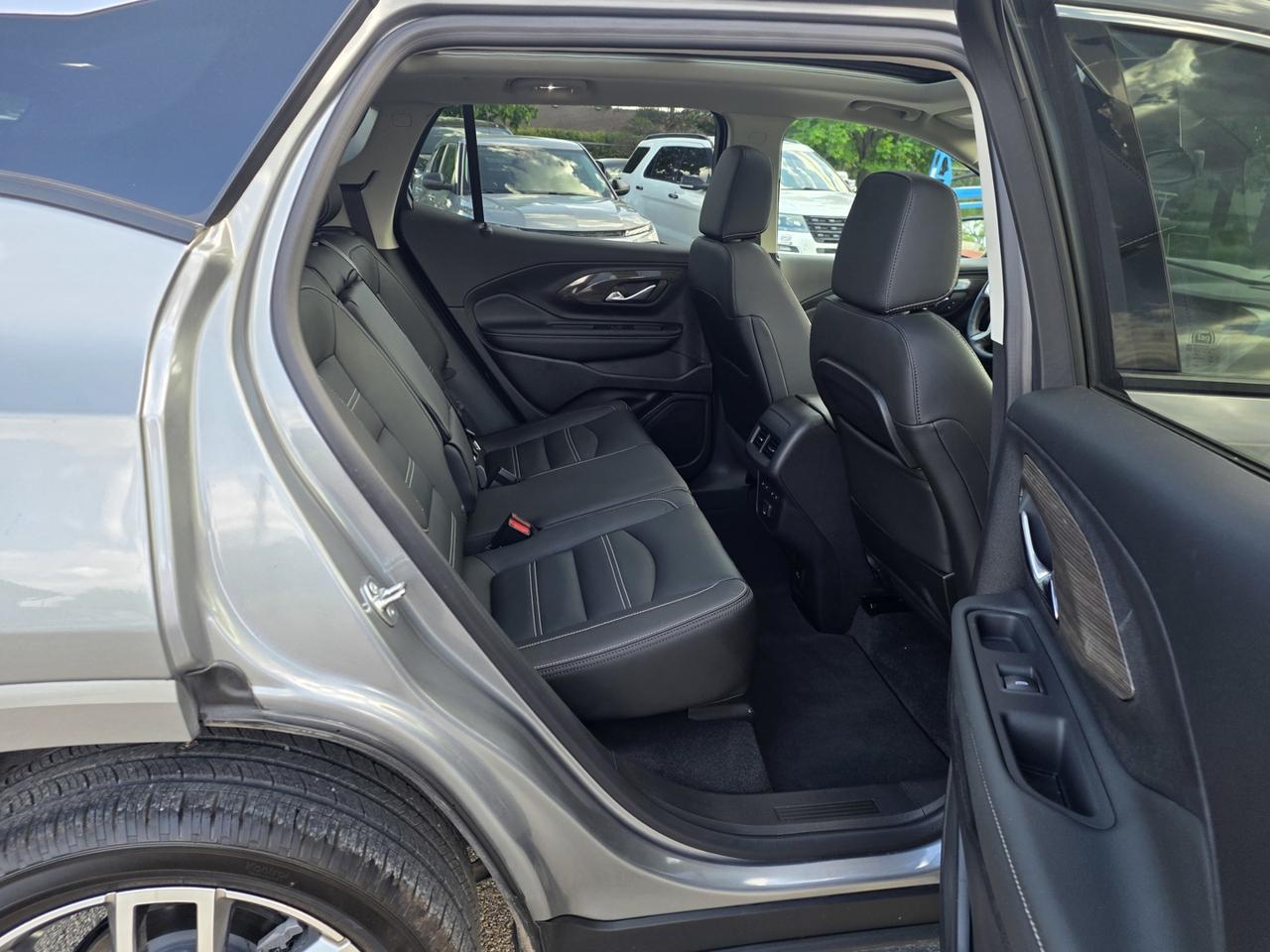 2024 GMC Terrain DENALI AWD Photo