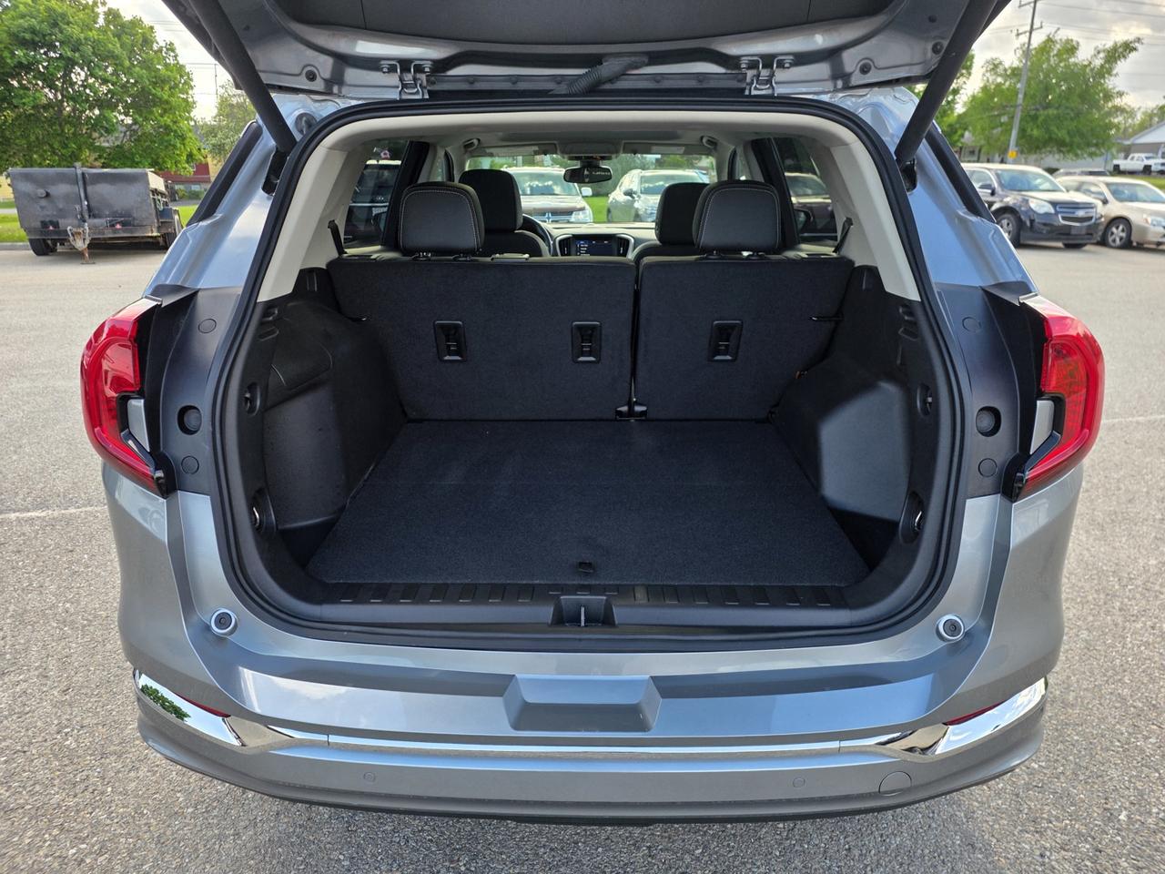 2024 GMC Terrain DENALI AWD Photo
